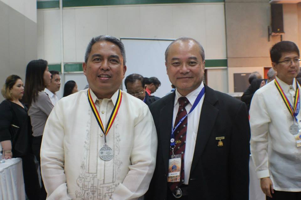 PTC VP for External Affairs Engr. Cezar Dela Cruz with the AFEO Chairman Dato Ir. Lim Chow Hock